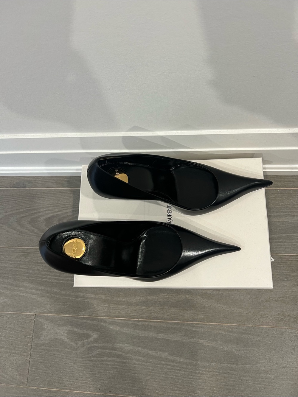 SAINT LAURENT ÉLYSÉE 105 PUMPS – BLACK LEATHER - Picture 4 of 9